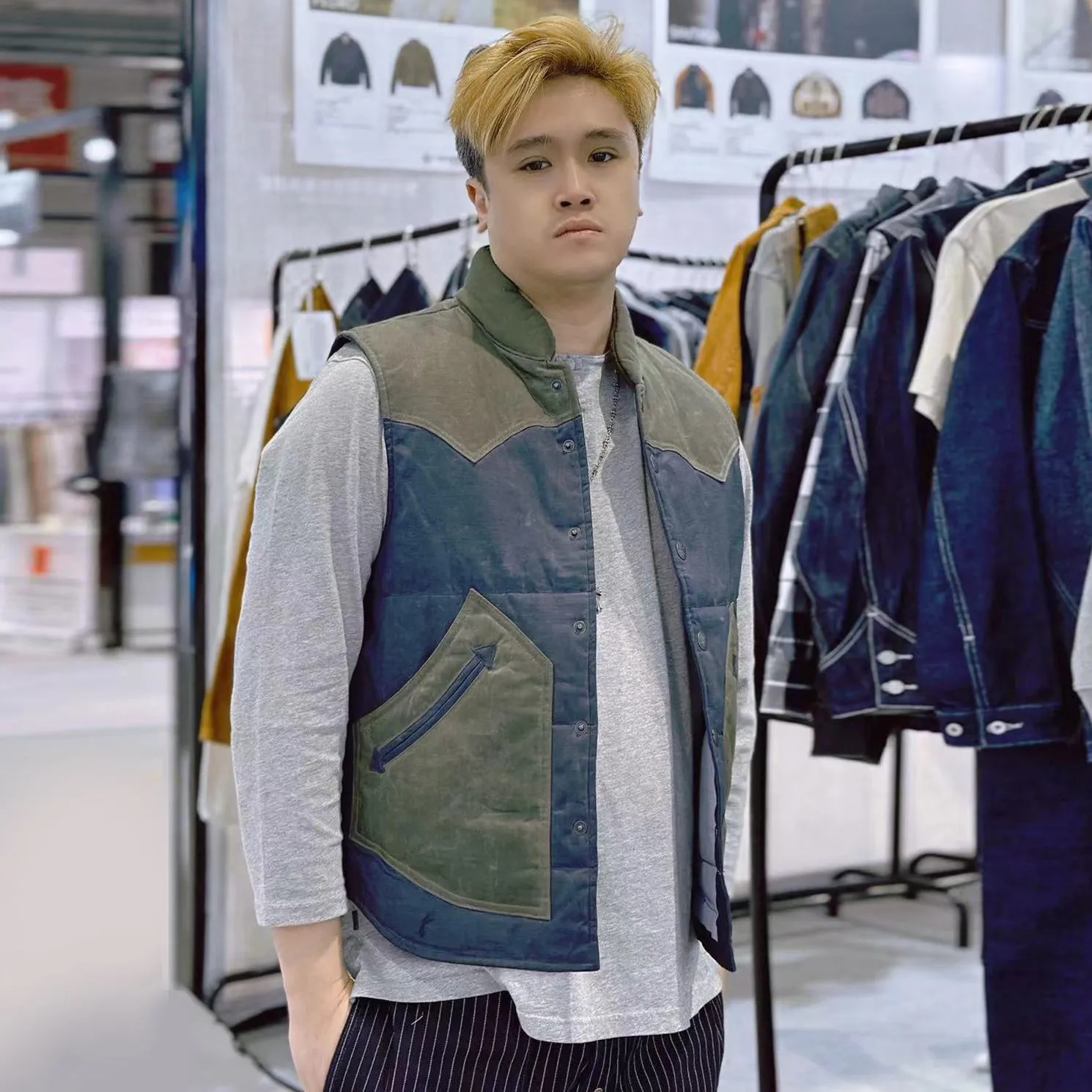 BZEN M.3009 CARLOS-WXN REGULAR FIT 4 POCKET WAXED RIP STOP QUILTED VEST-6OZ-WAX NAVY CAUTION:DO NOT WASH