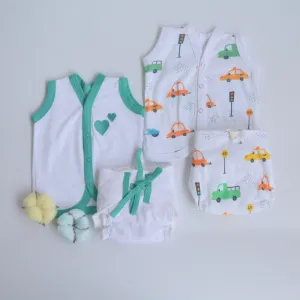 Green Hearts - Everyday Essentials Nappy & Vest (Set of 4)