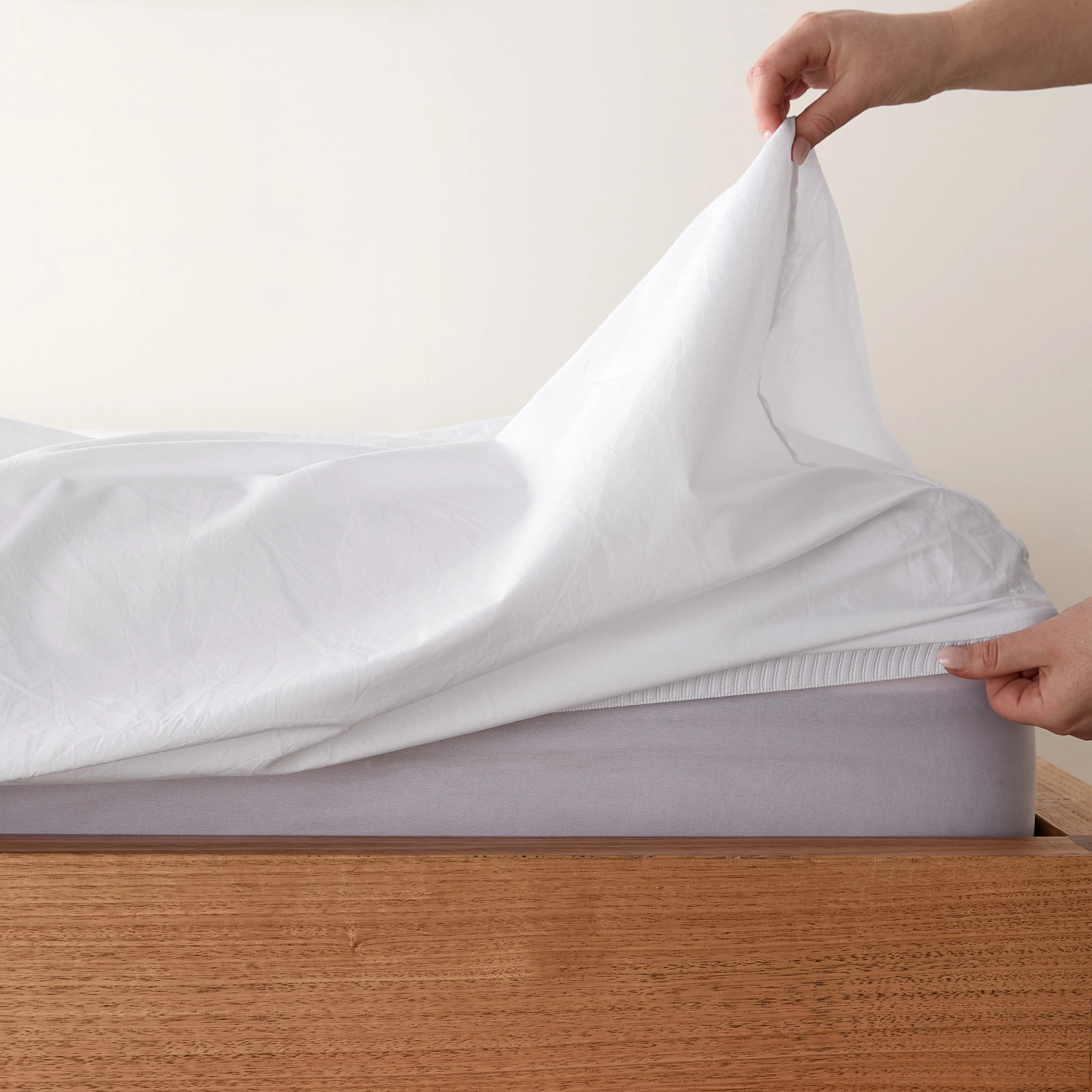 Leo Washed Cotton - White Kids Fitted Sheet