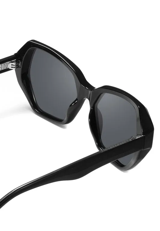 LUCIA BLACK