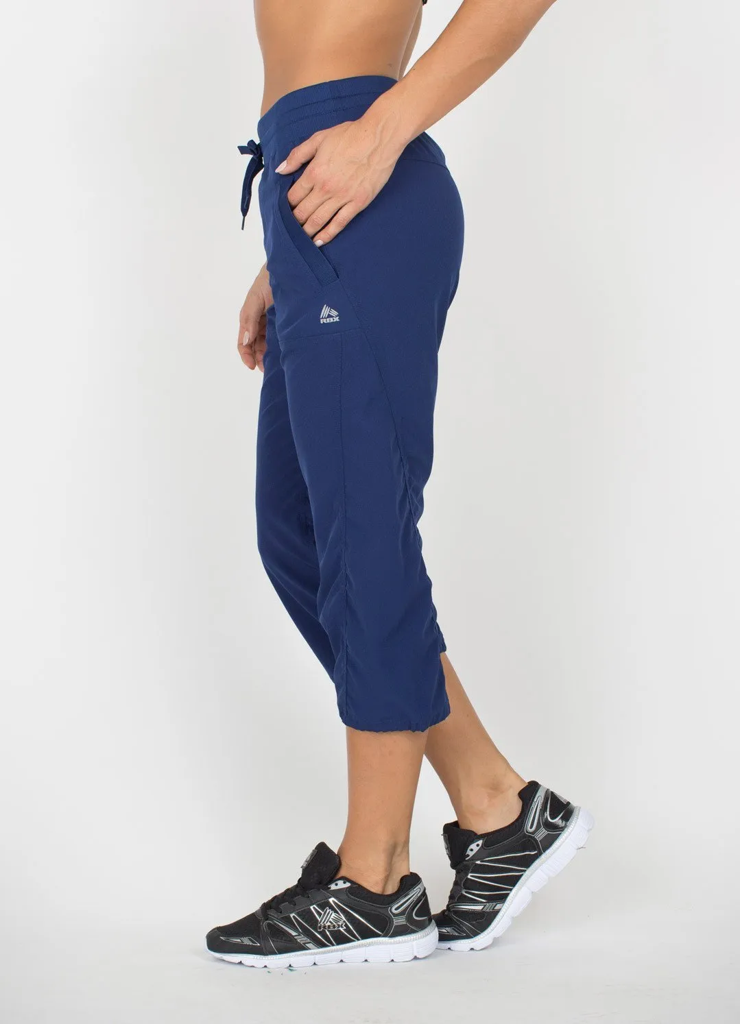 Lumen Lightweight Capri Pant
