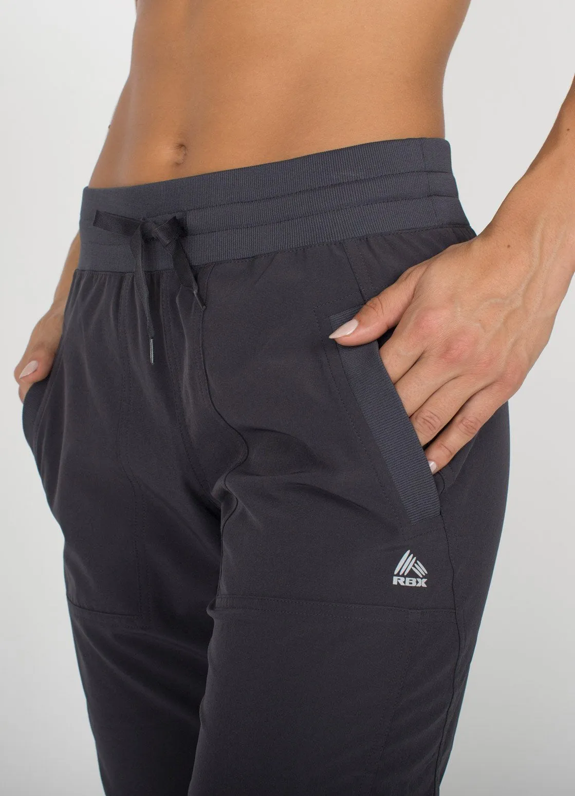 Lumen Lightweight Capri Pant