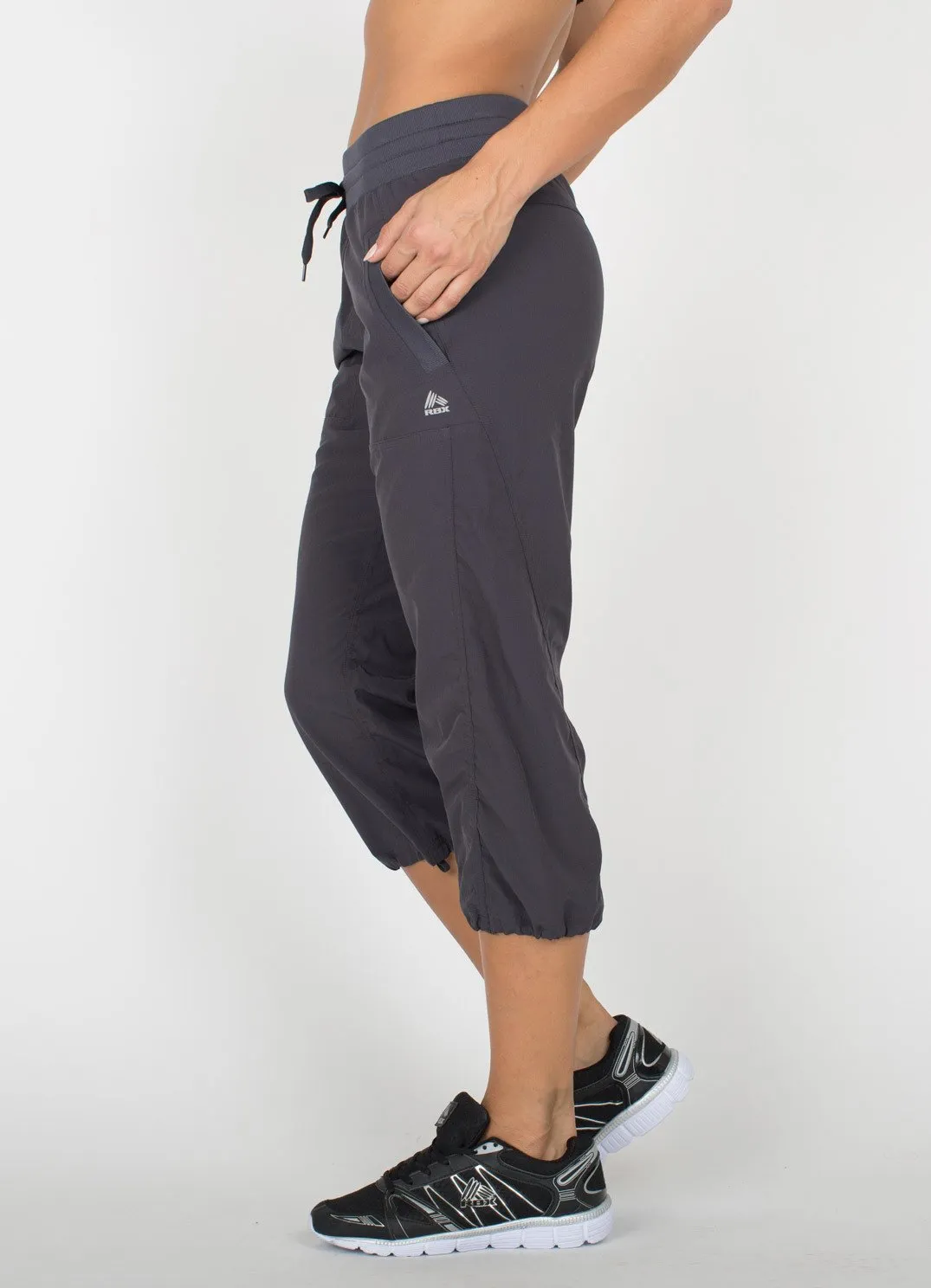 Lumen Lightweight Capri Pant