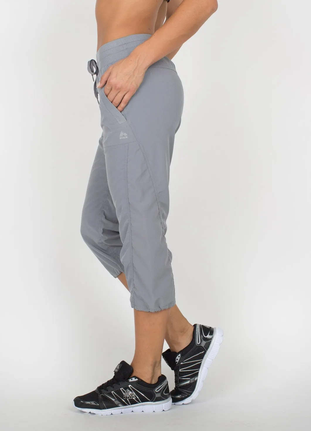 Lumen Lightweight Capri Pant