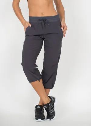 Lumen Lightweight Capri Pant