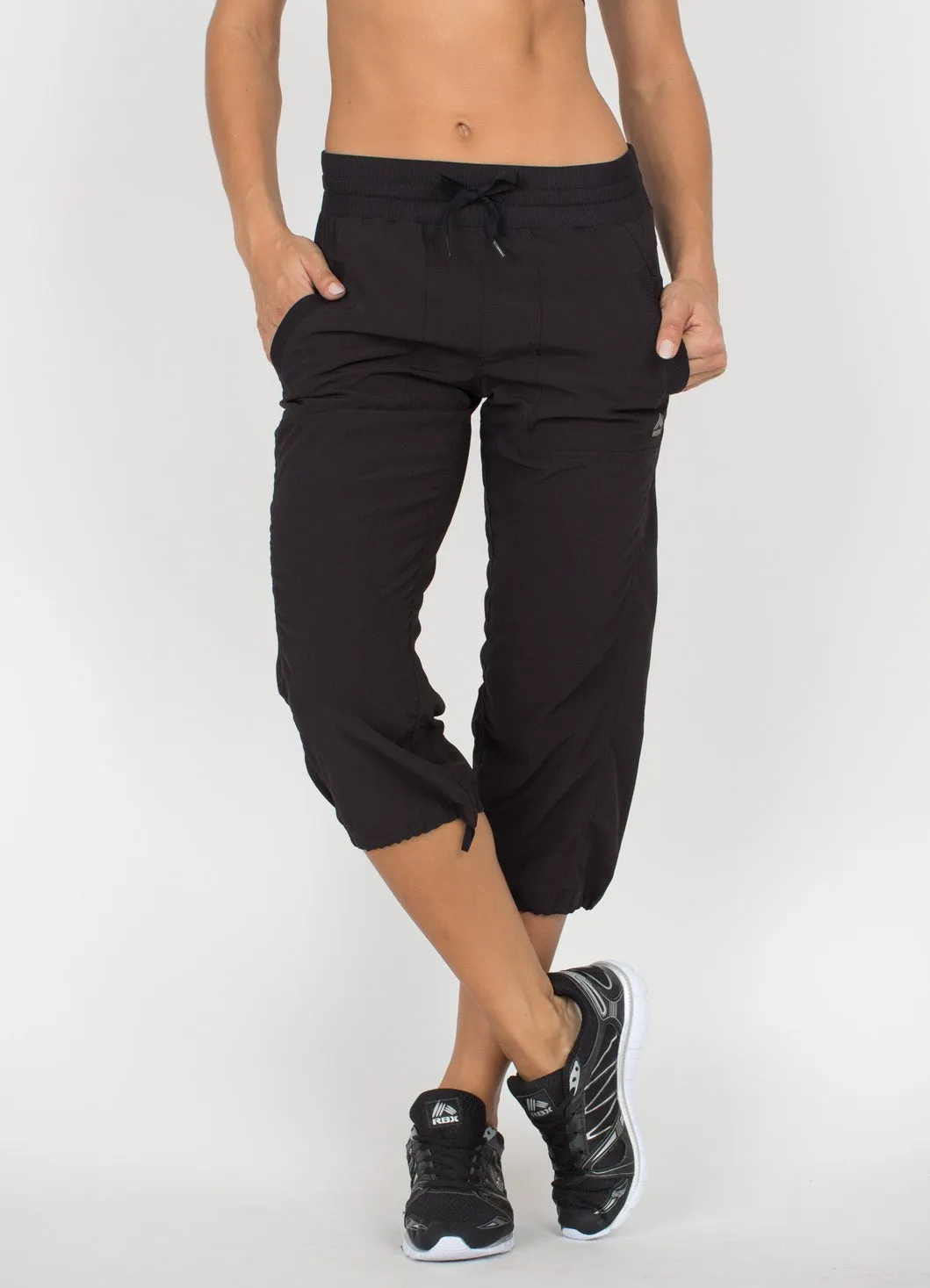 Lumen Lightweight Capri Pant