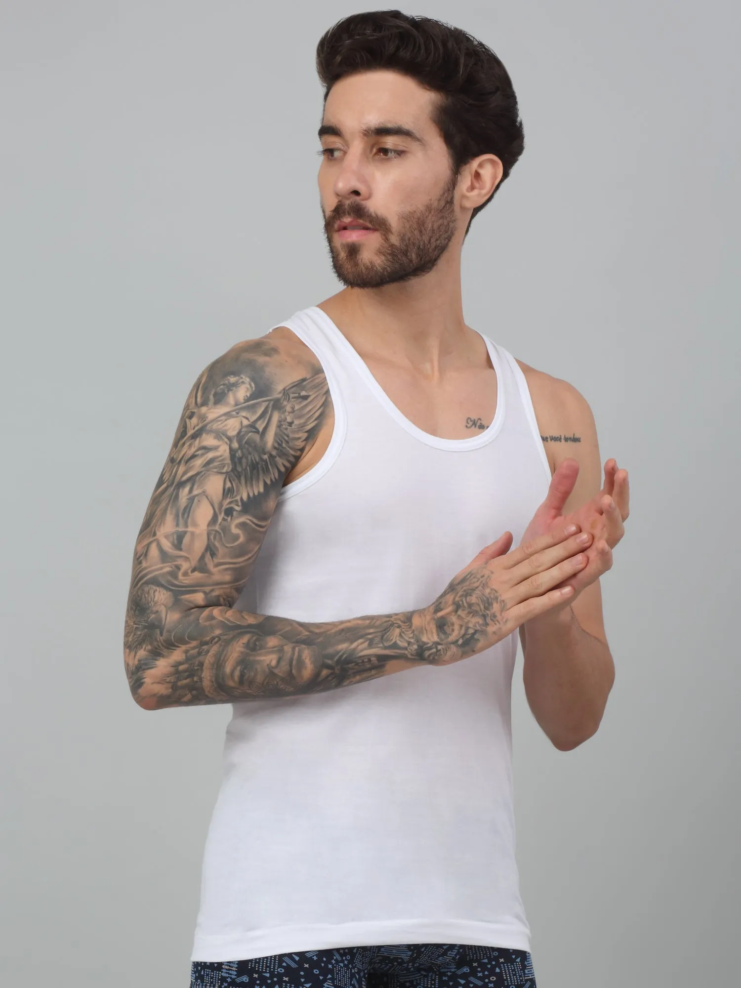 Men White Set of 2 Round Neck Cotton Vest