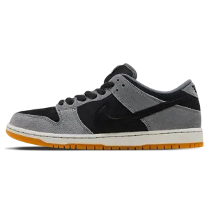 Nike Dunk Low SB 'Dark Smoke Grey'