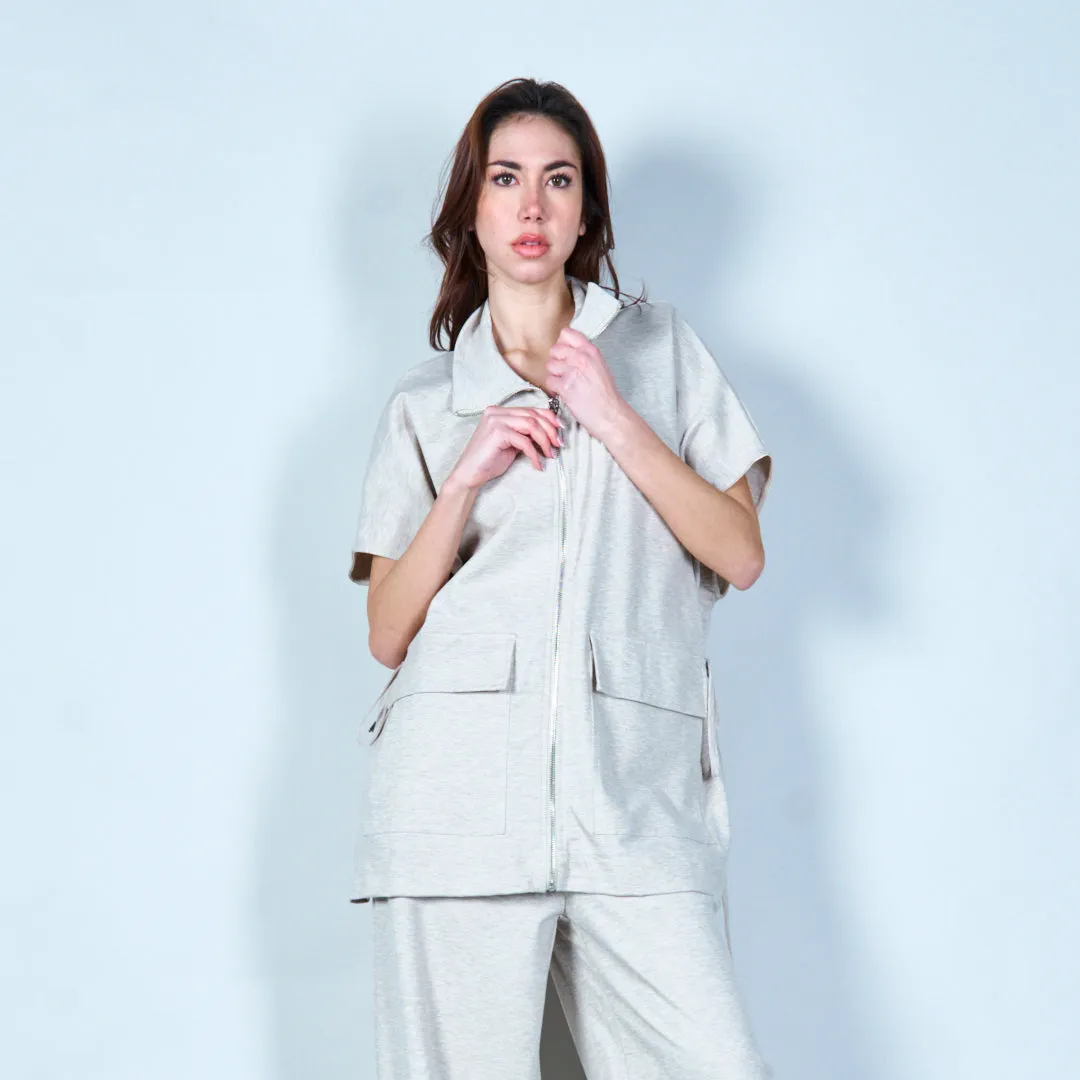 Zip-up short-sleeve hoodie with pockets wholesale